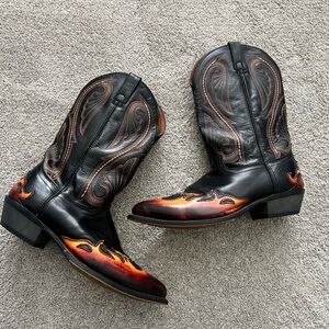 Laredo 2754 Men’s Size 12 M Black Red/Orange Flame Western Cowboy Boots Fire